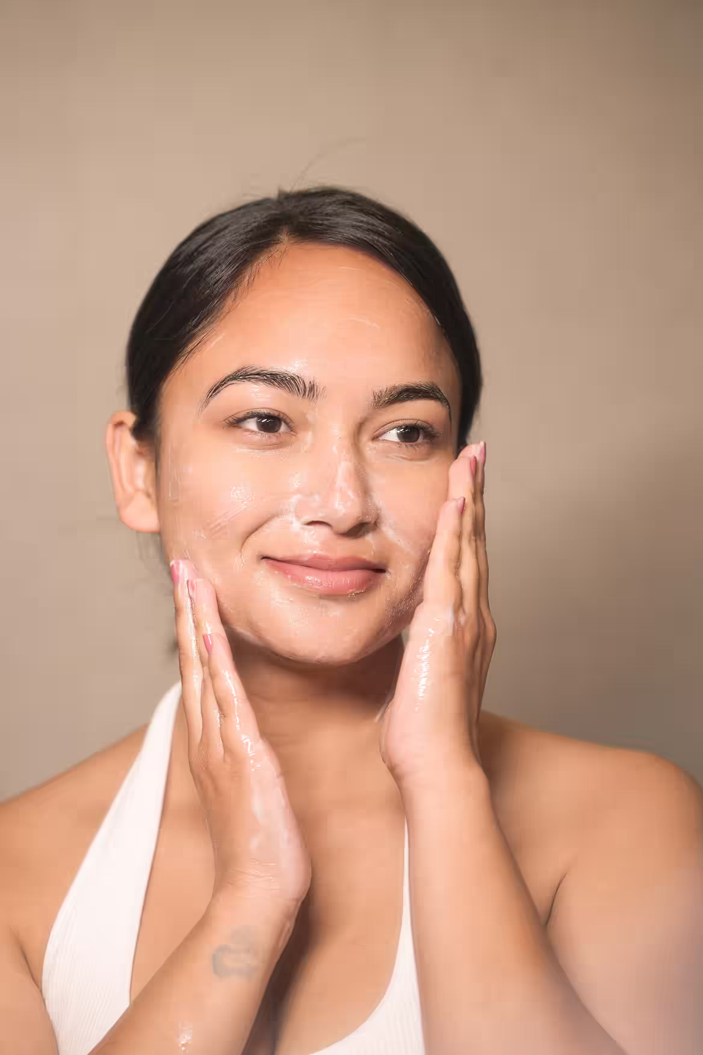 Massage gently in circular motions for 30–60 seconds. 