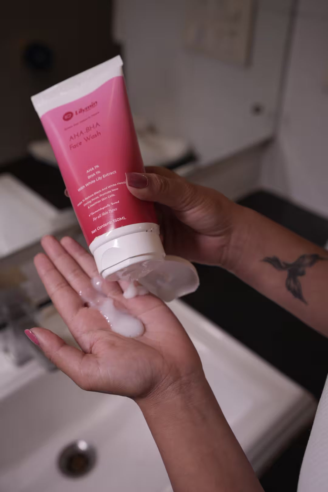 Apply a small amount to a damp face. 