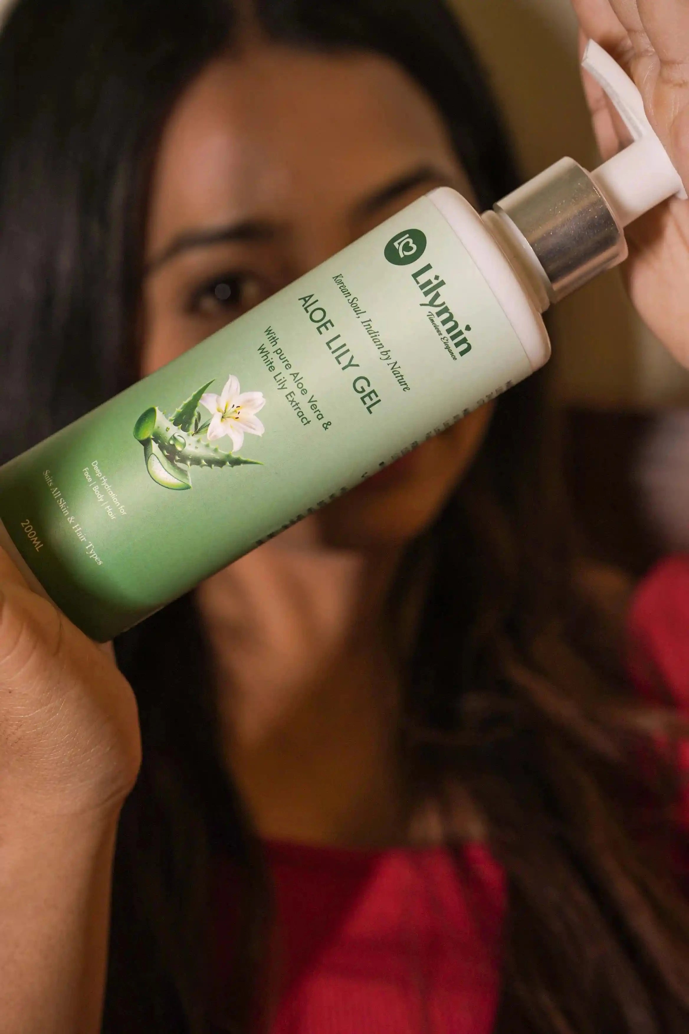 Use as a daily moisturizer, after-sun gel, or anytime your skin needs extra calm.