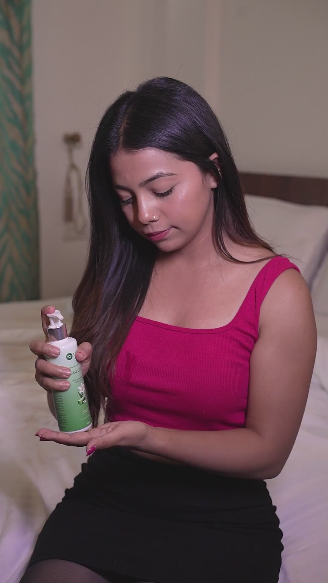 Load video: aloe lily gel