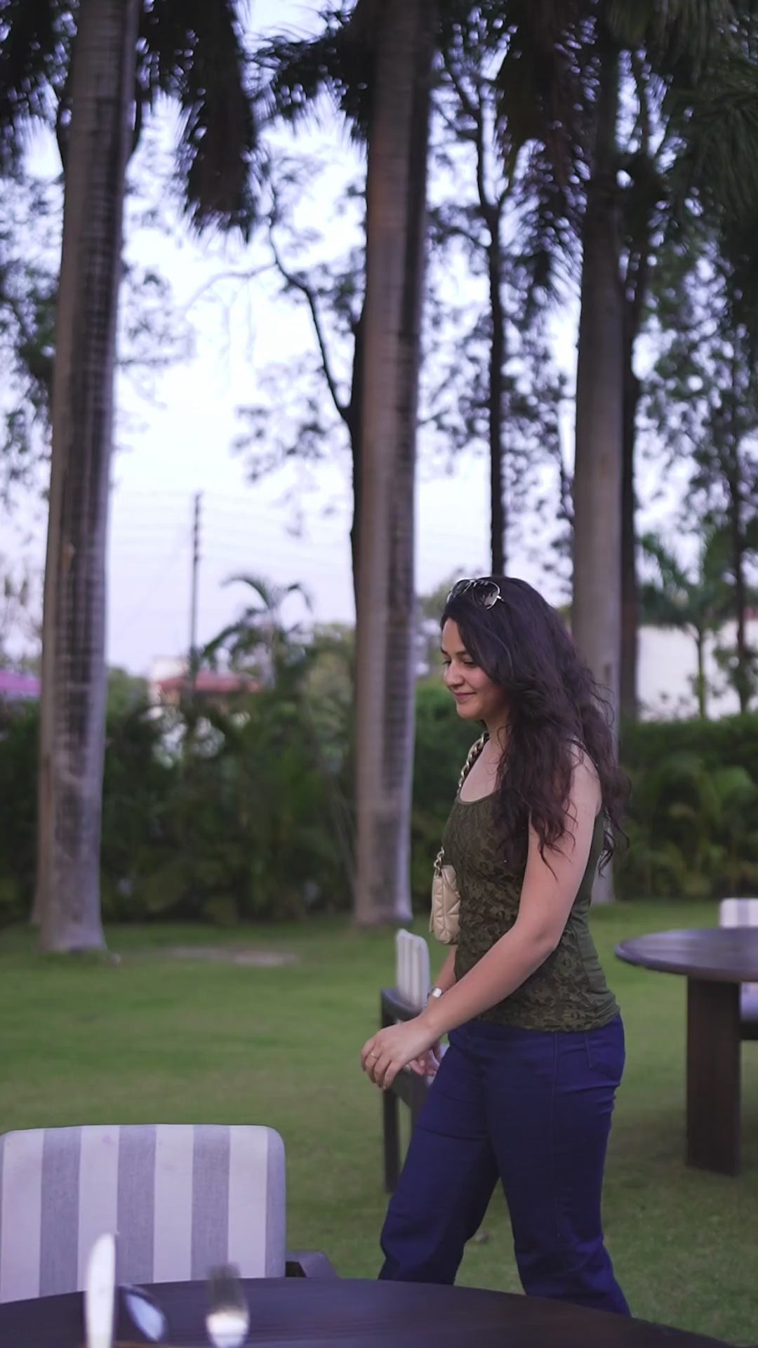 Load video: Instant Facewash