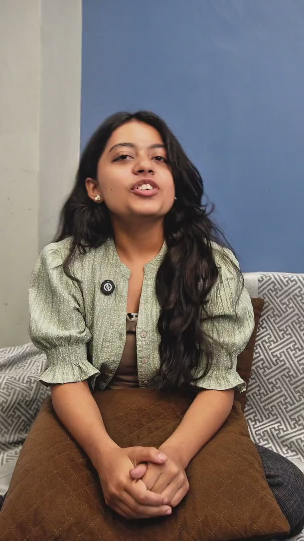 Load video: lilymin deep cleaning facewash